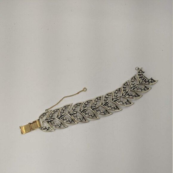 Rousseau Link BRACELET Gold Tone Panels Tail Leaf Fold Over Clasp Safety Chain - Picture 3 of 6